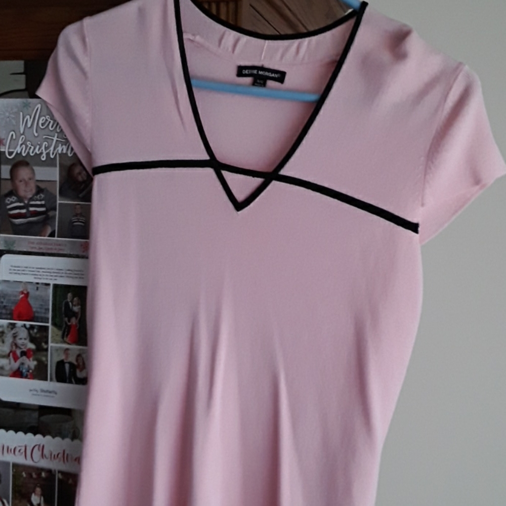 Debbie Morgan knit top